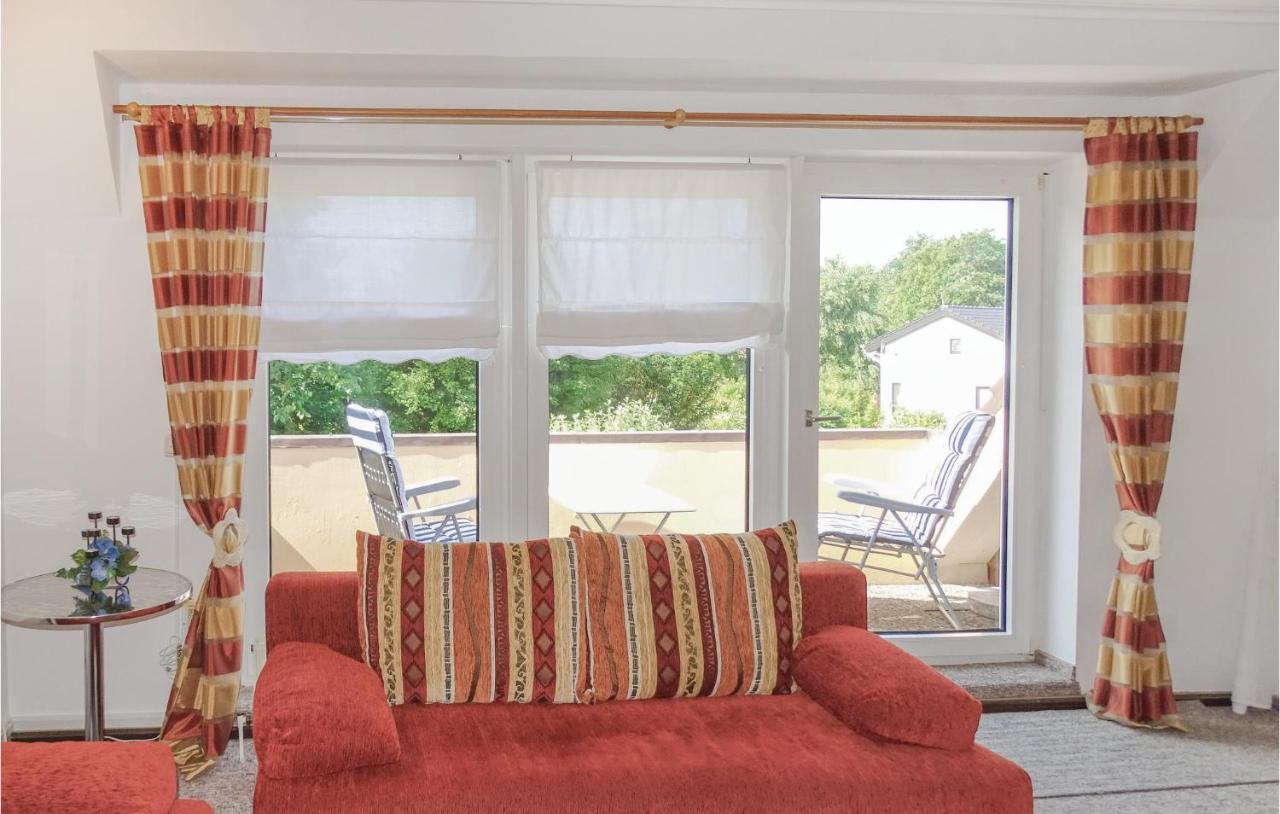 Awesome apartment in Bsum OT Westerdeichs, with 1 Bedrooms Büsum Buitenkant foto